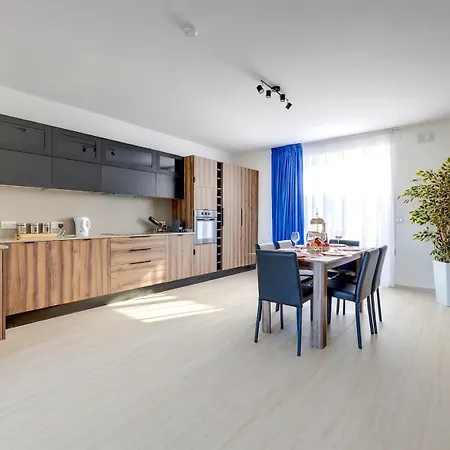 Luxury 3br Penthouse With Private Pool And Views *
