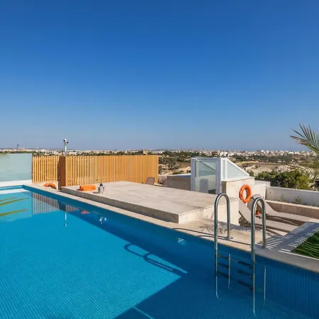 Διαμέρισμα Luxury 3br Penthouse With Private Pool And Views