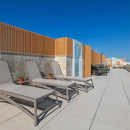 Luxury 3br Penthouse With Private Pool And Views Διαμέρισμα *